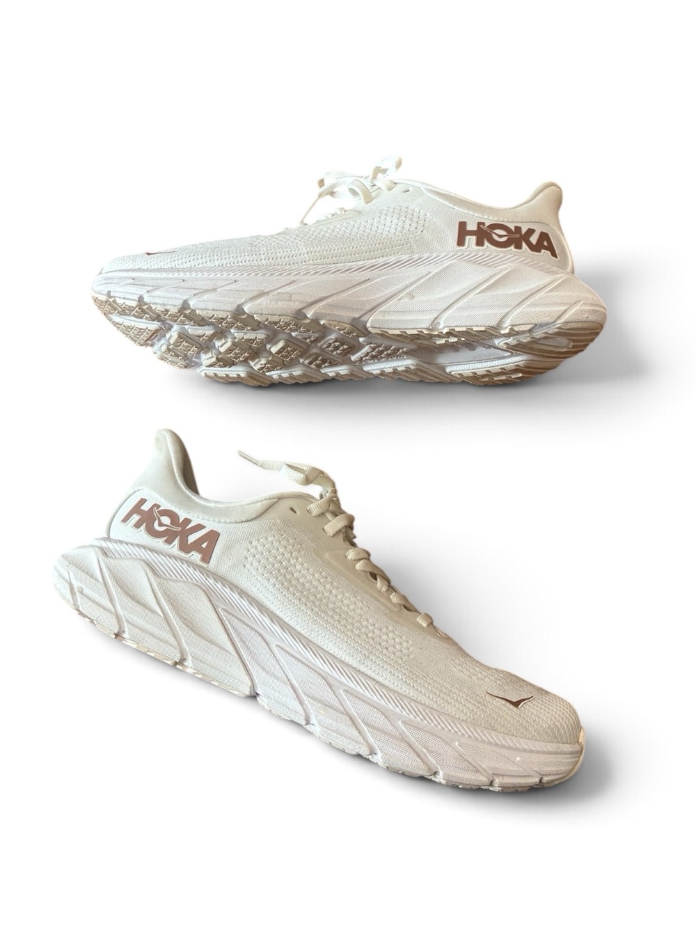 Women’s Hoka Ariah 7 White Sneakers